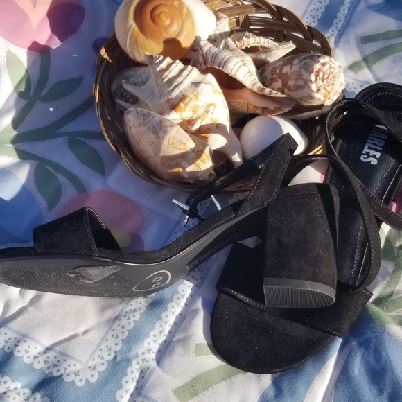 Style Charles Wedge Strappy Sandal NWOB 6 M Black - Picture 2 of 5